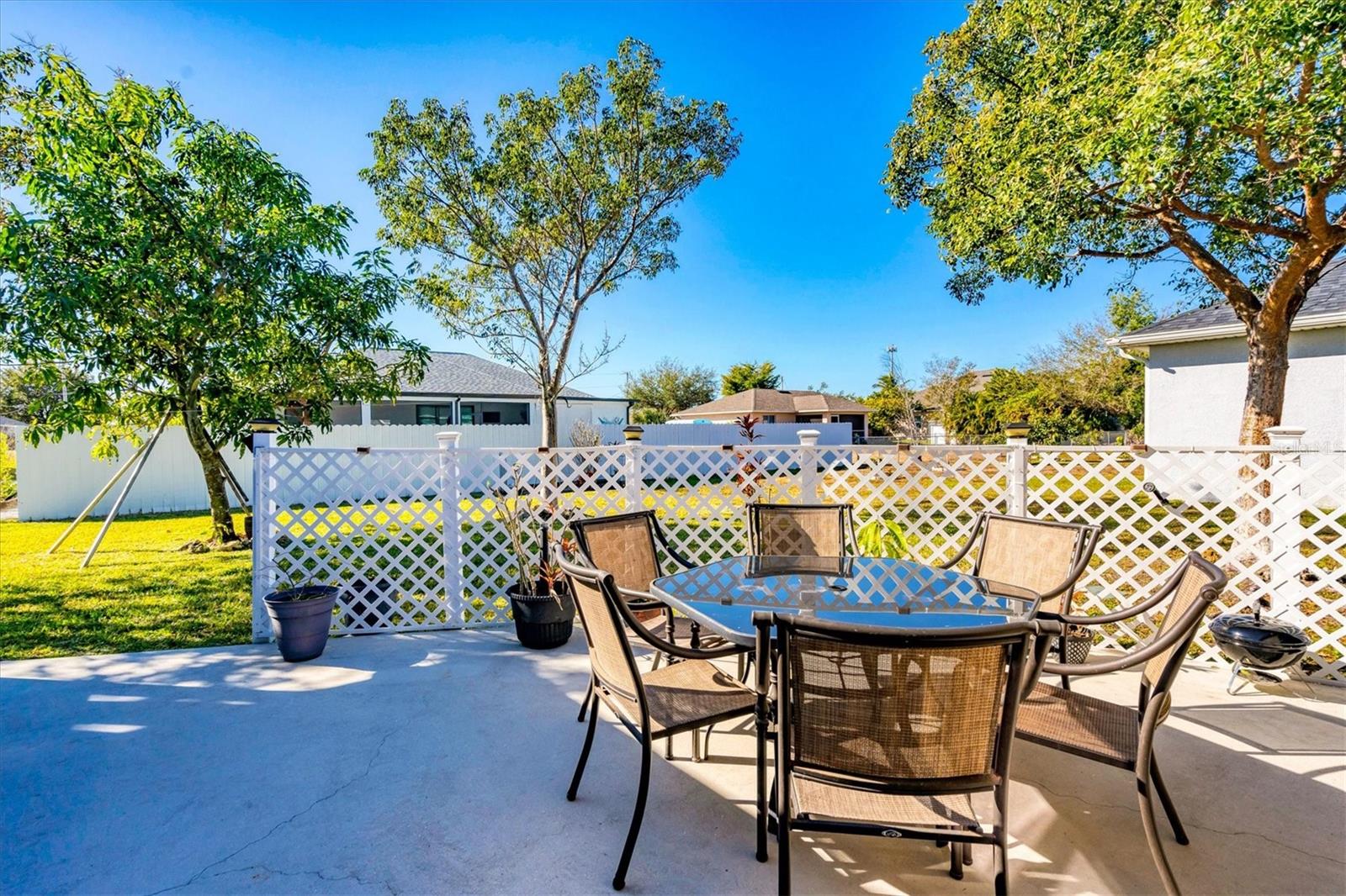 1826 SW TRAFALGAR PKWY, CAPE CORAL, FL, 33991