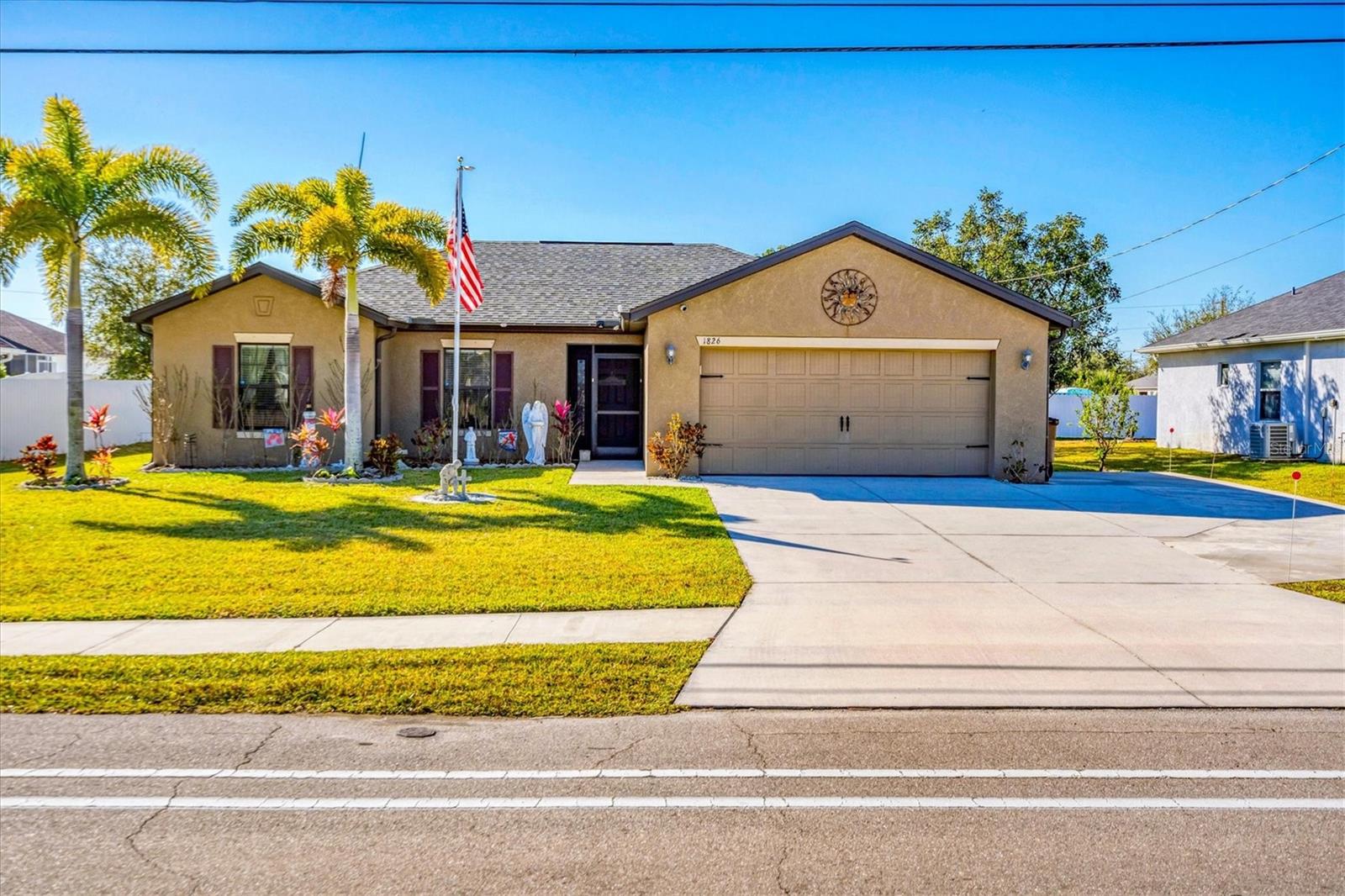 1826 SW TRAFALGAR PKWY, CAPE CORAL, FL, 33991