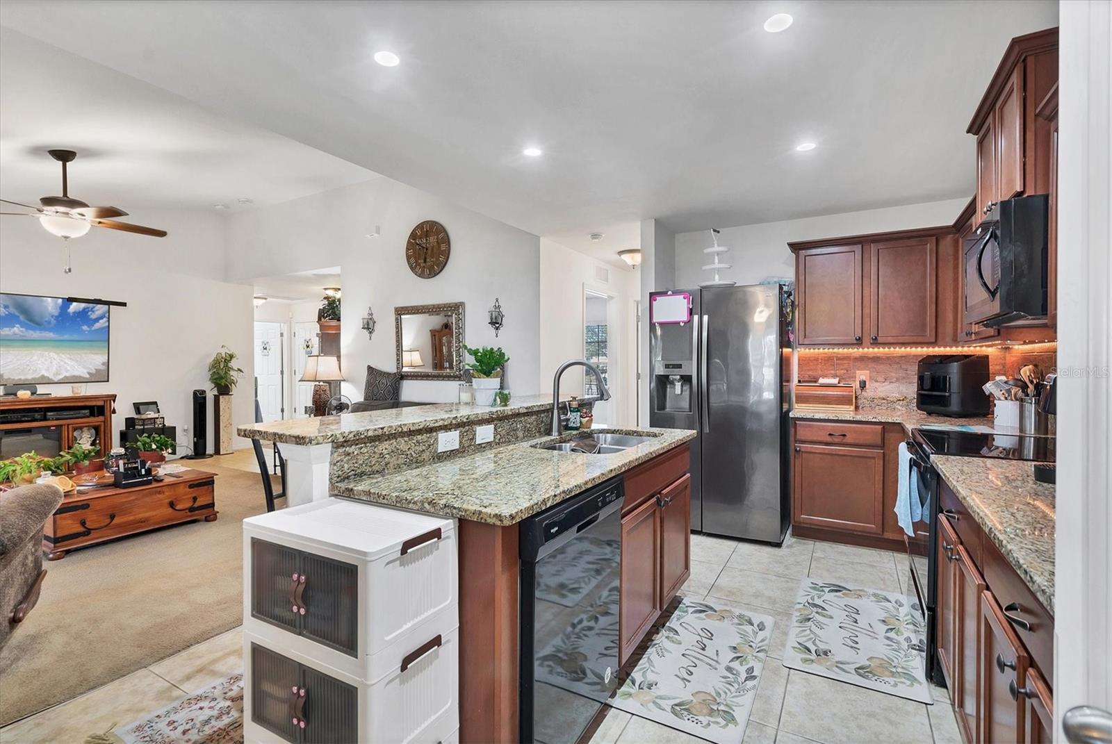 1826 SW TRAFALGAR PKWY, CAPE CORAL, FL, 33991
