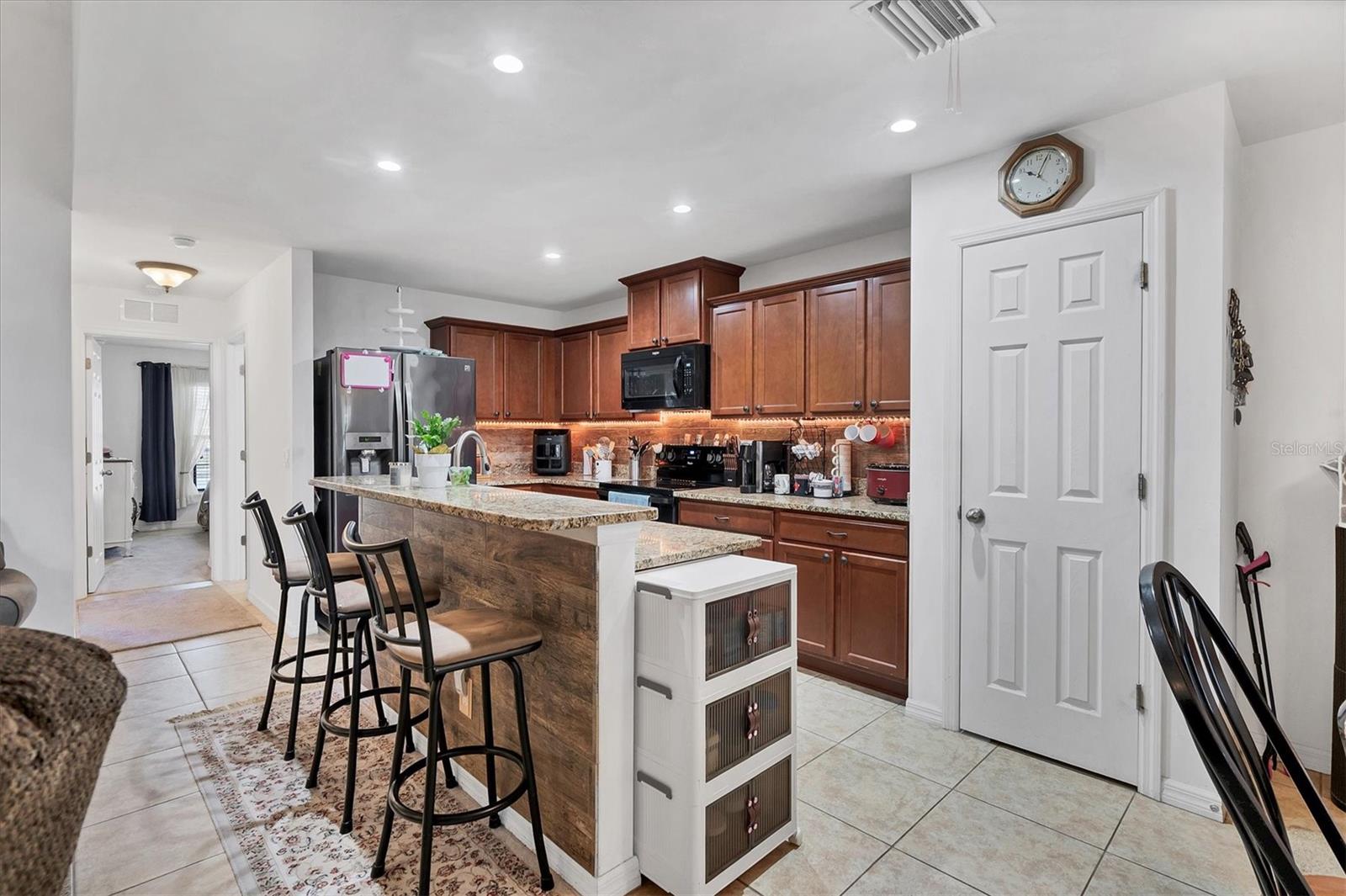1826 SW TRAFALGAR PKWY, CAPE CORAL, FL, 33991