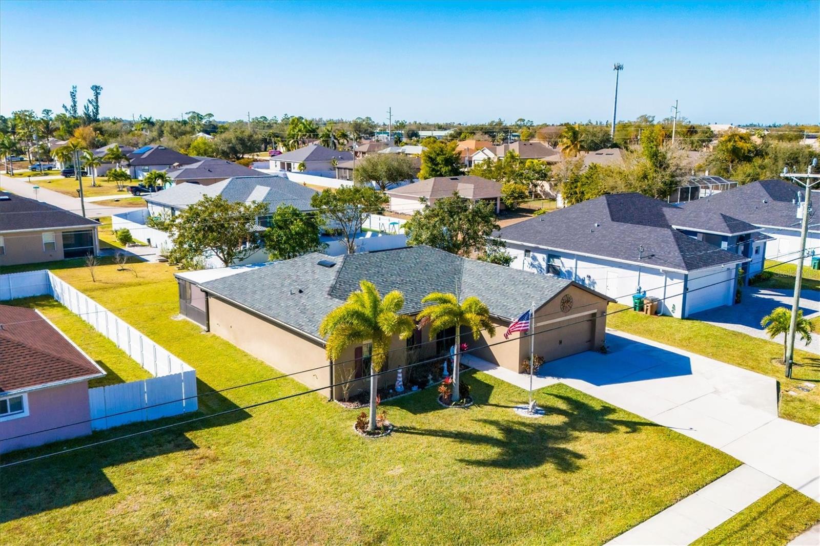 1826 SW TRAFALGAR PKWY, CAPE CORAL, FL, 33991