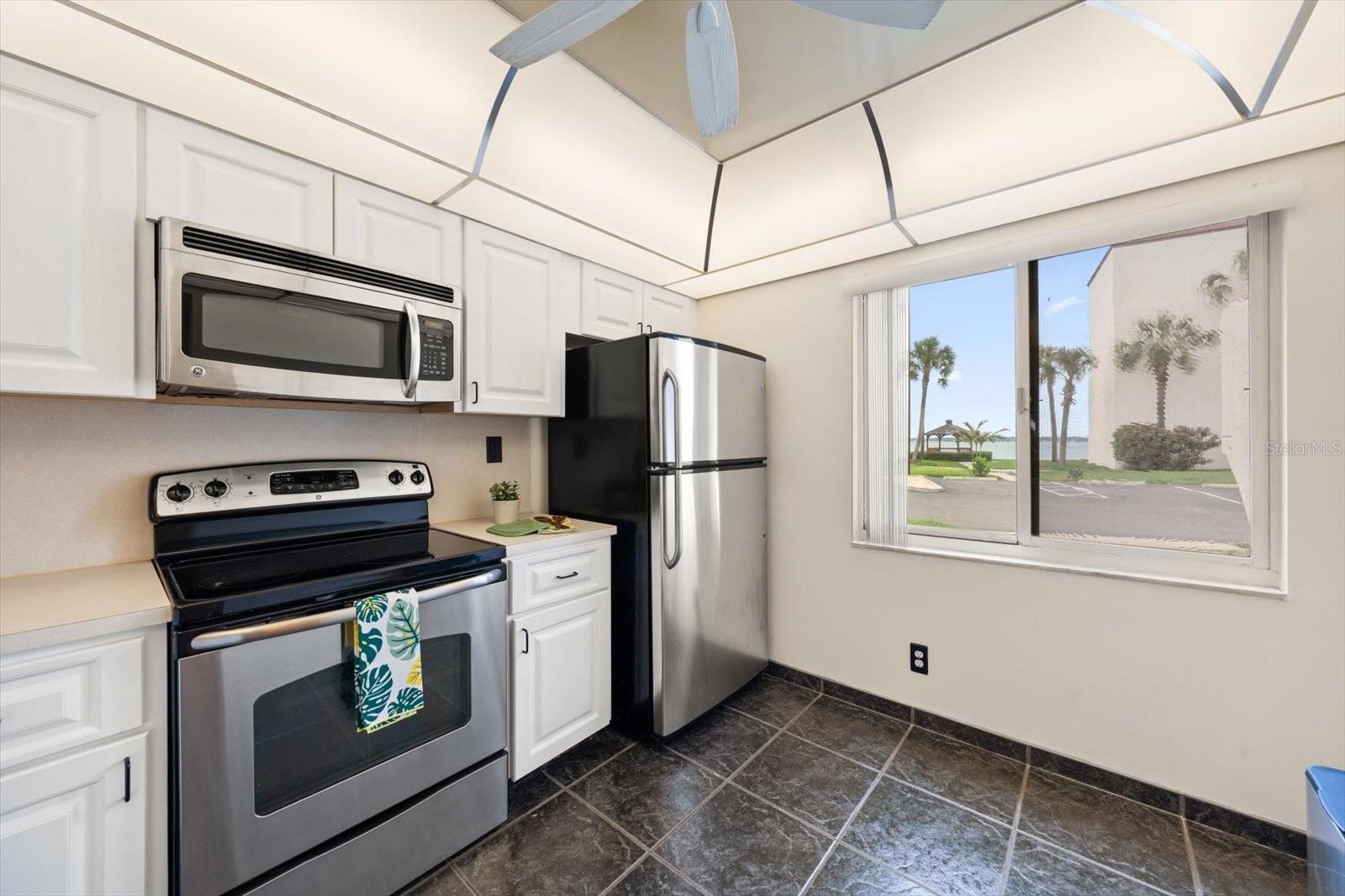 5532 PUERTA DEL SOL BLVD S #138, ST PETERSBURG, FL, 33715