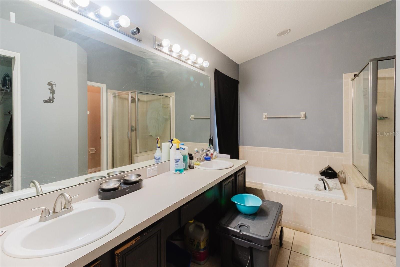 9817 WHITE BARN WAY, RIVERVIEW, FL, 33569
