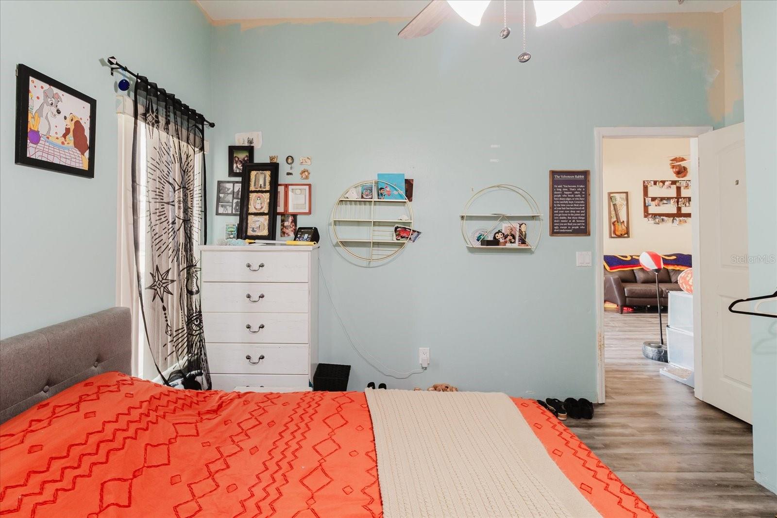 9817 WHITE BARN WAY, RIVERVIEW, FL, 33569