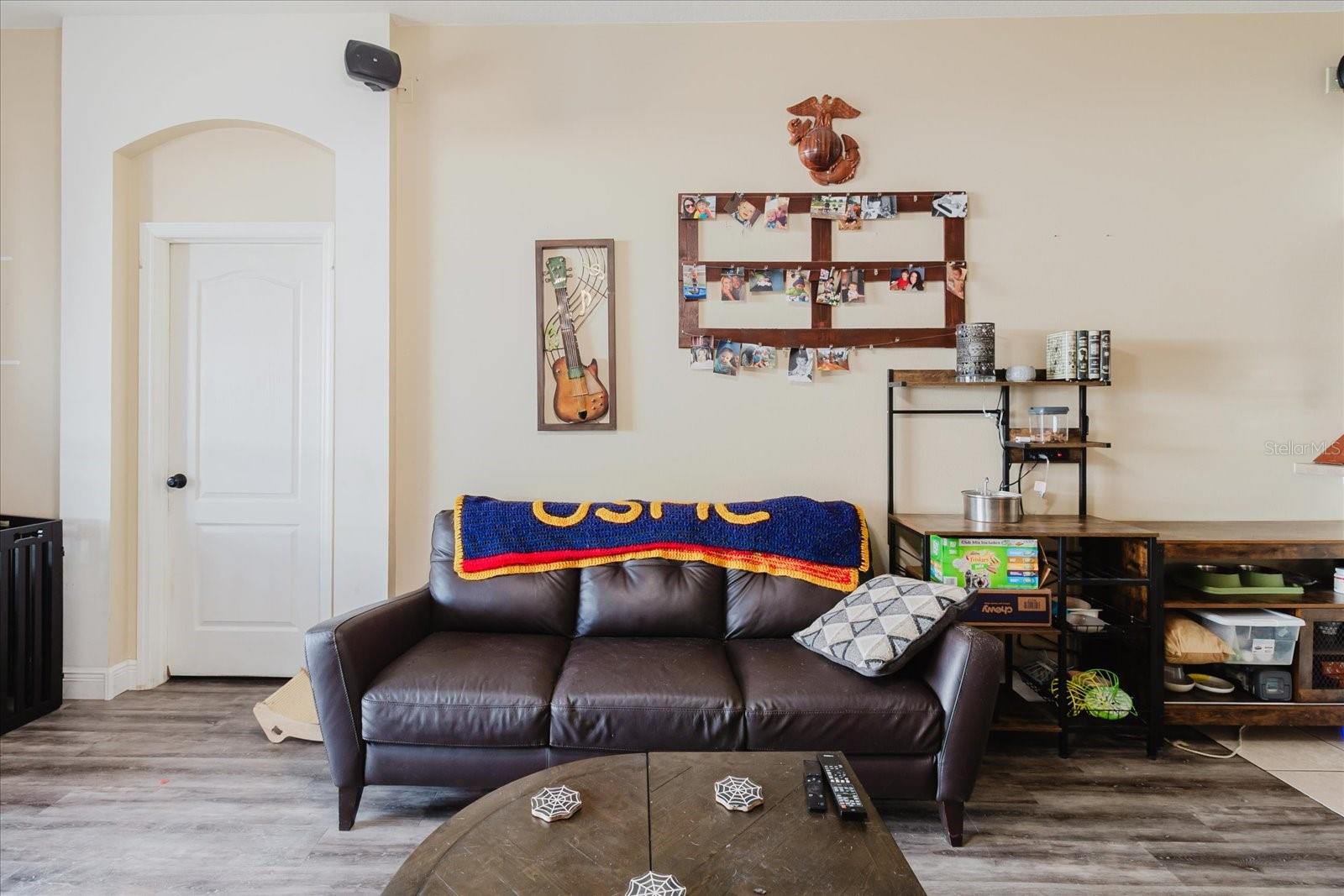 9817 WHITE BARN WAY, RIVERVIEW, FL, 33569