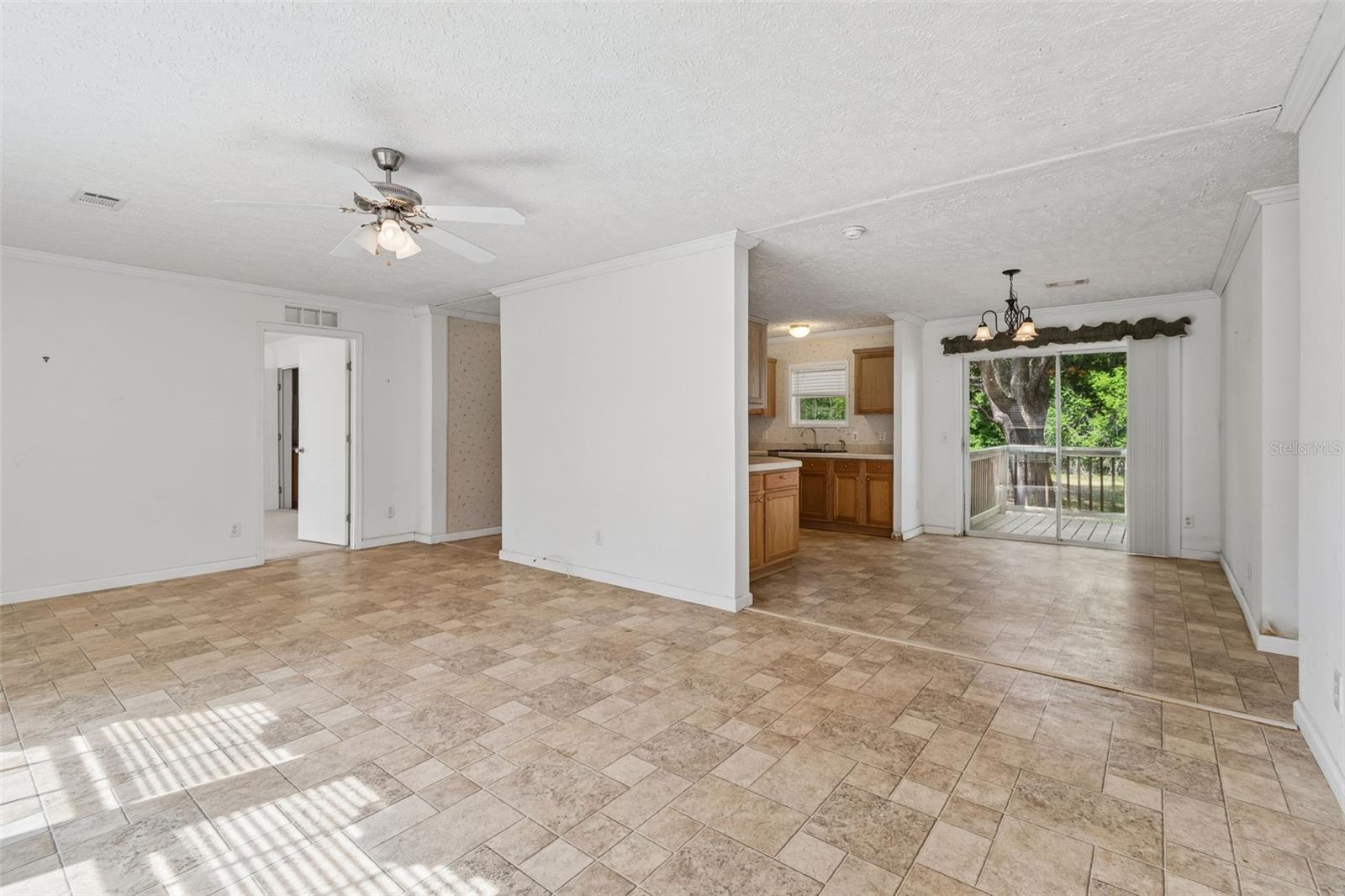 6735 RAVENWOOD ST, WESLEY CHAPEL, FL, 33544