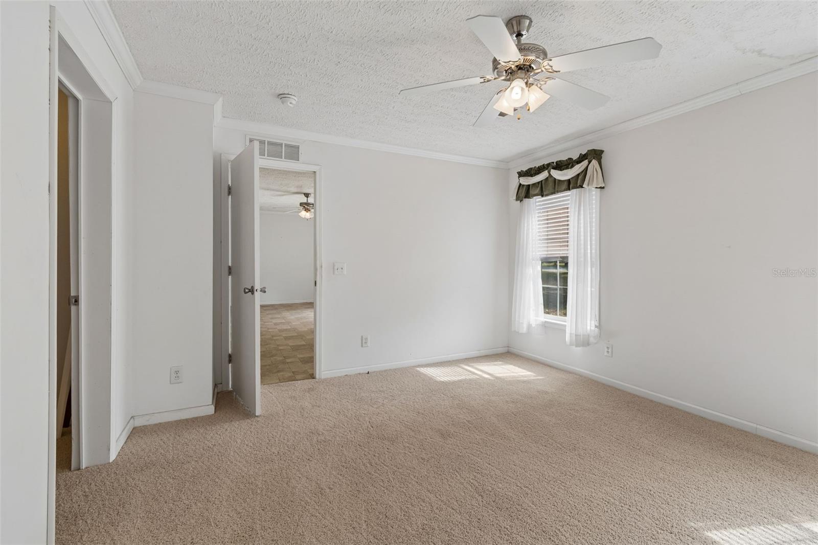 6735 RAVENWOOD ST, WESLEY CHAPEL, FL, 33544