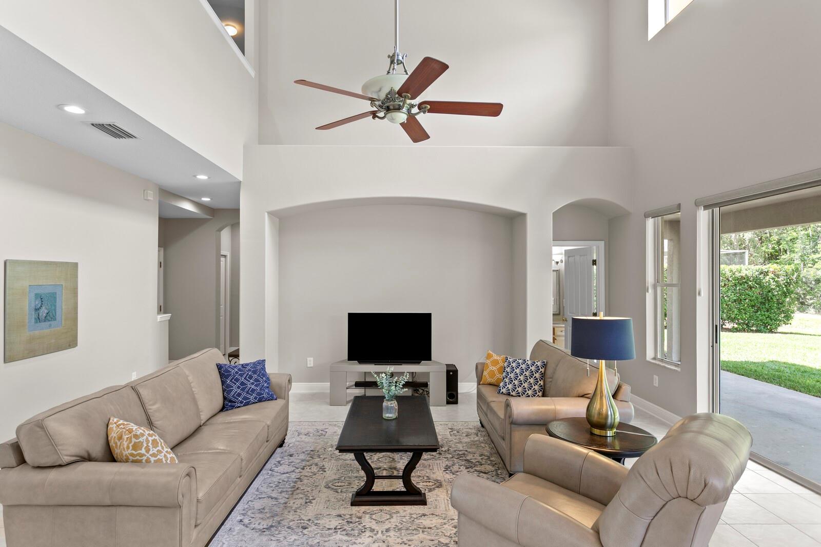10235 ESTUARY DR, TAMPA, FL, 33647