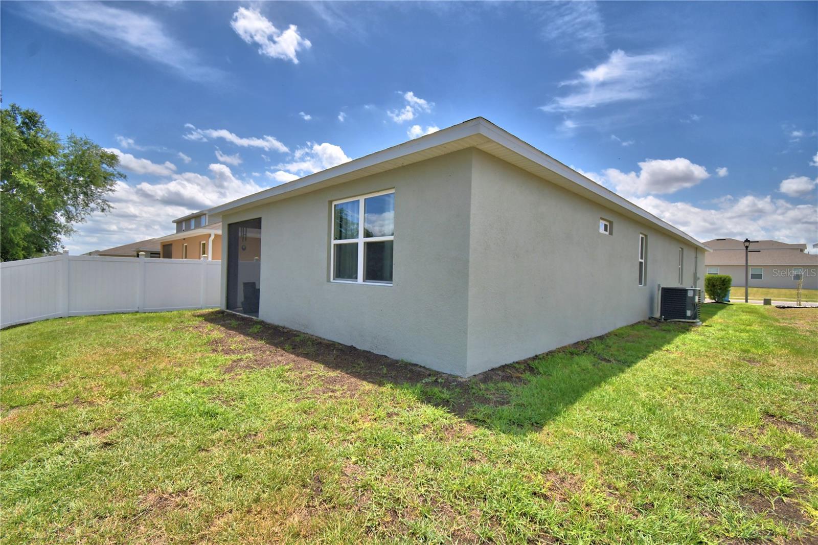 868 BLUE CREEK DR, HAINES CITY, FL, 33844