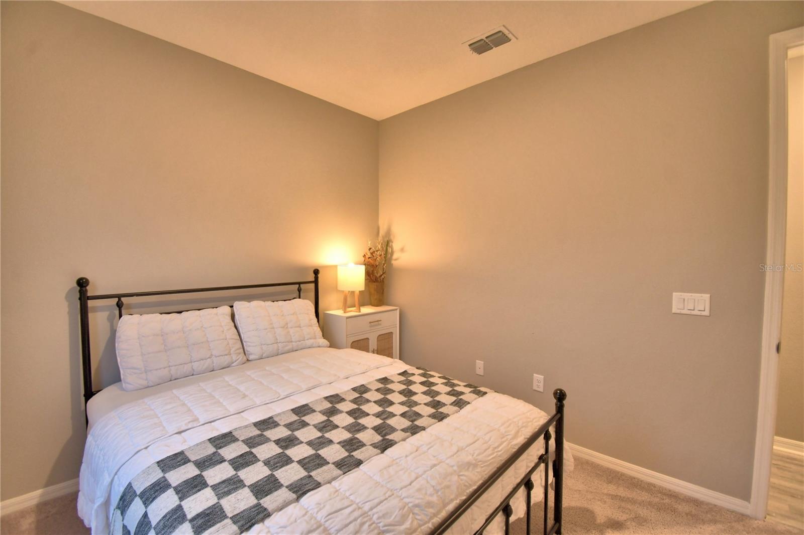 868 BLUE CREEK DR, HAINES CITY, FL, 33844