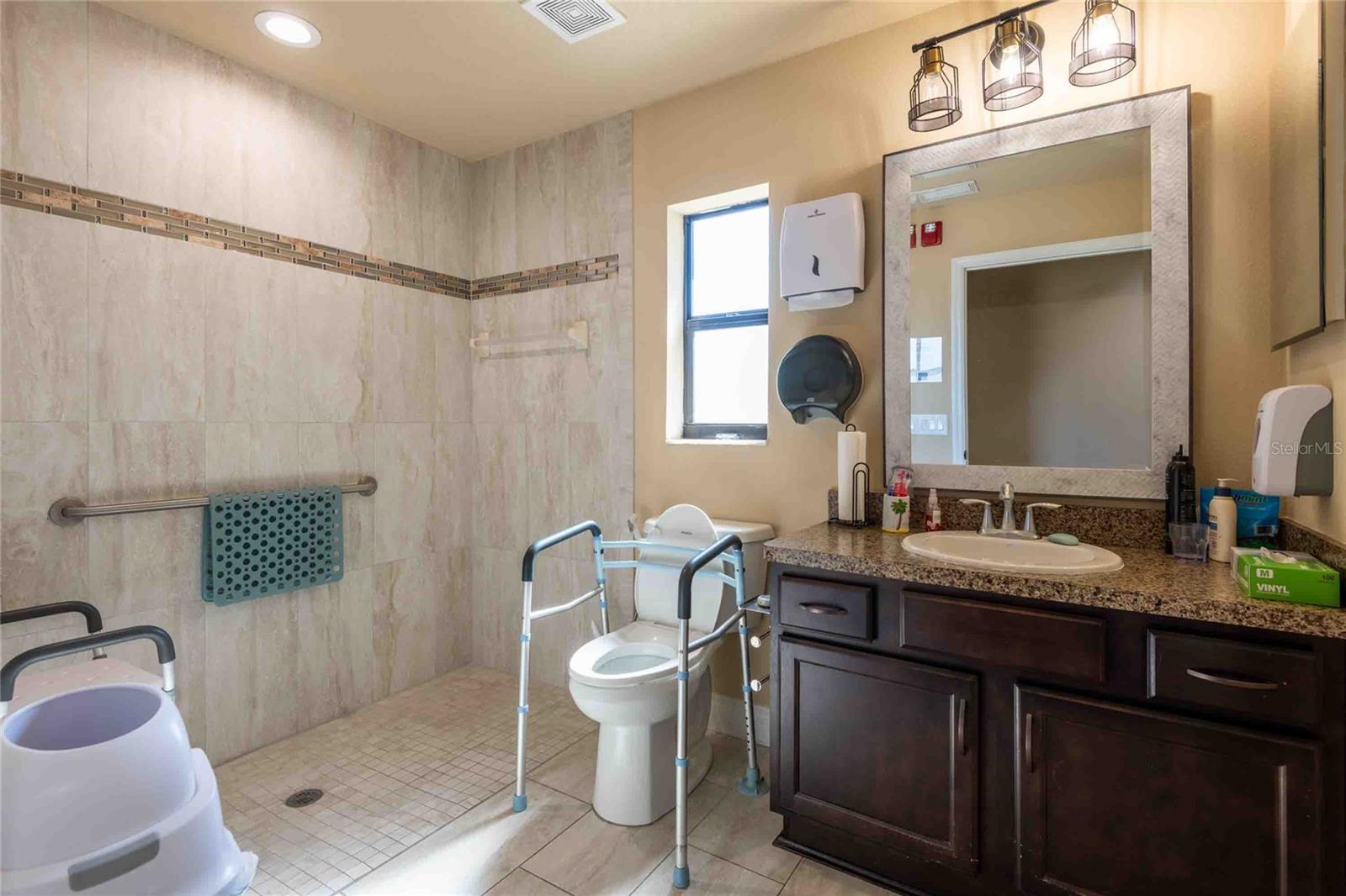 SPRING HILL, SPRING HILL, FL, 34608