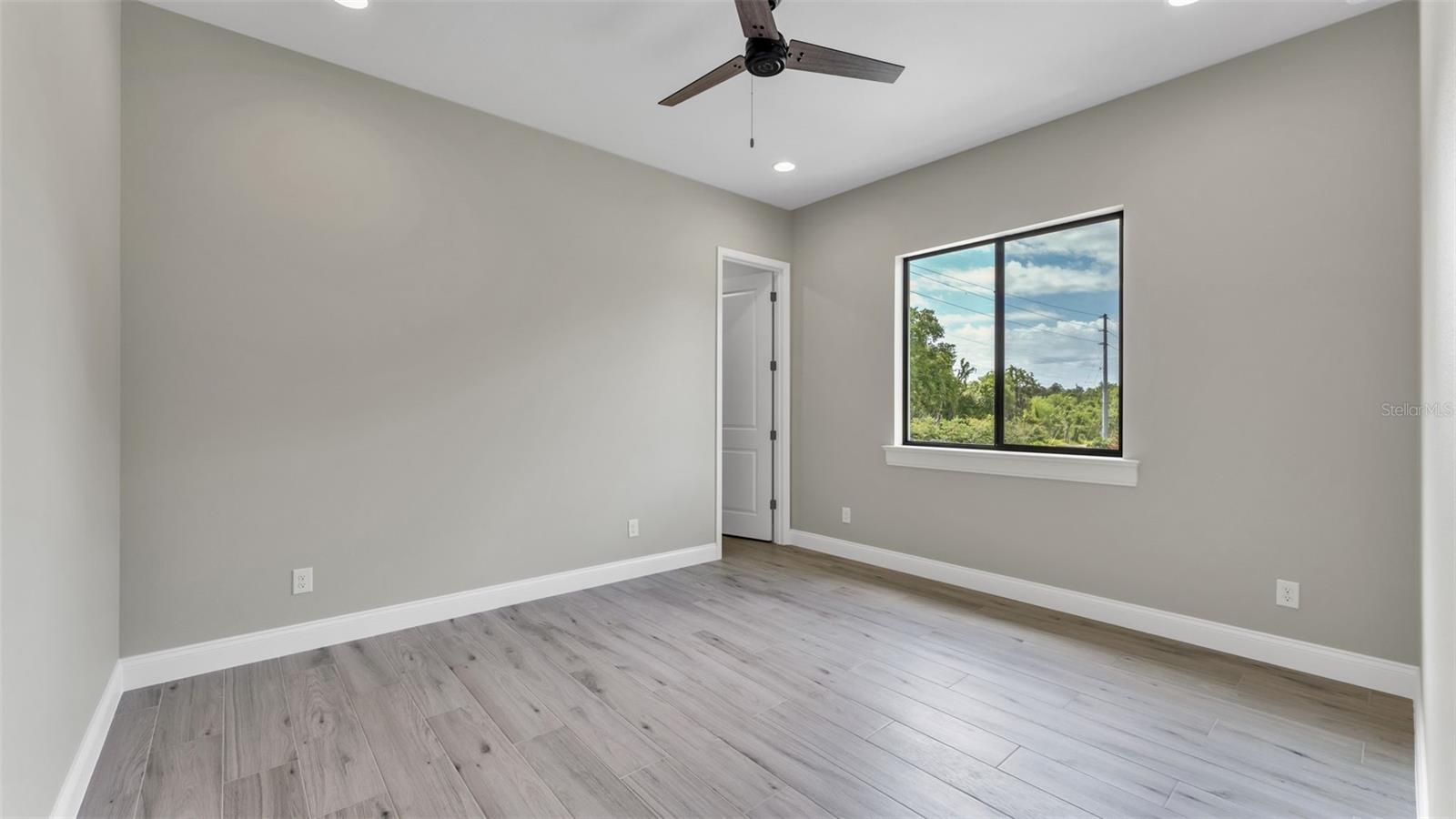 6827 LAKELAND HIGHLANDS RD, LAKELAND, FL, 33813