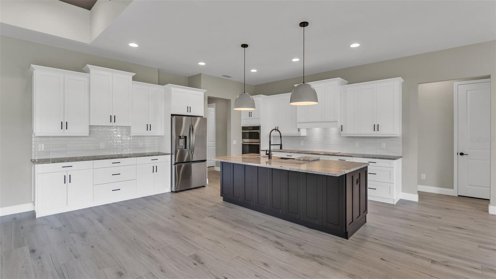6827 LAKELAND HIGHLANDS RD, LAKELAND, FL, 33813