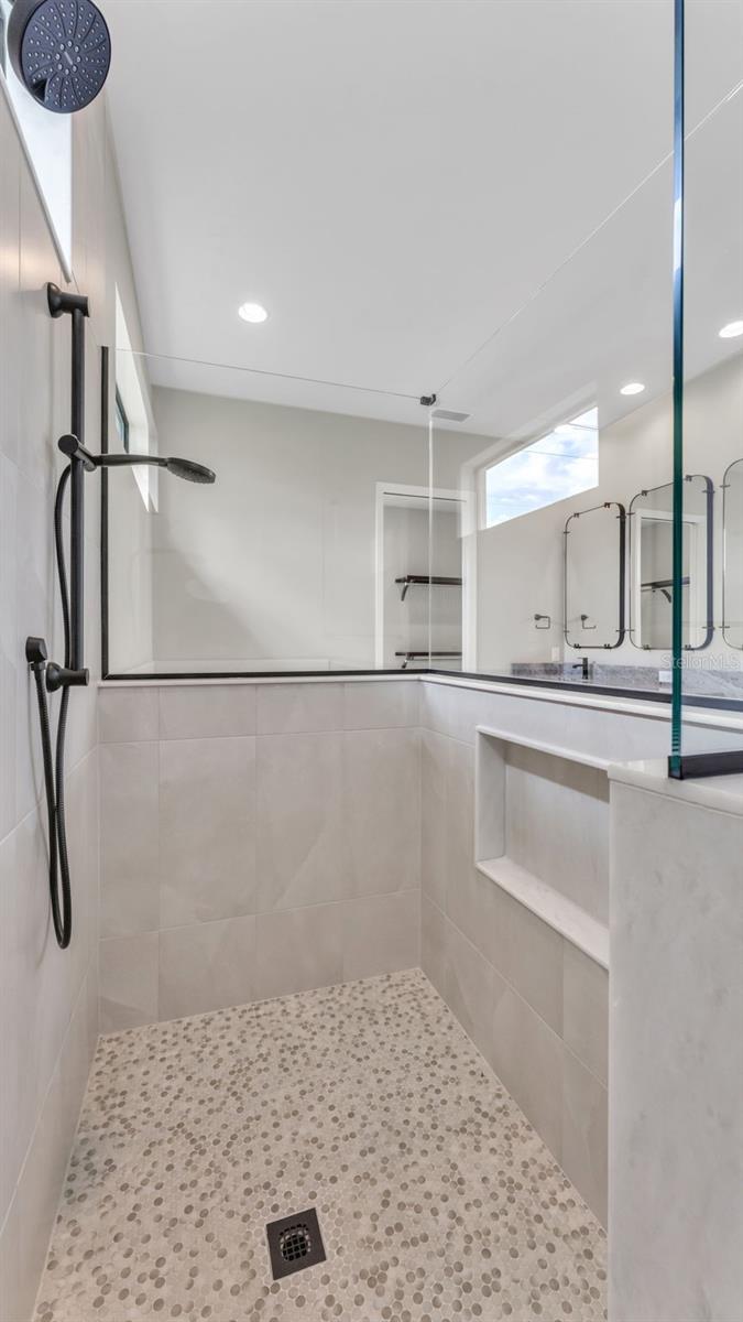 6827 LAKELAND HIGHLANDS RD, LAKELAND, FL, 33813