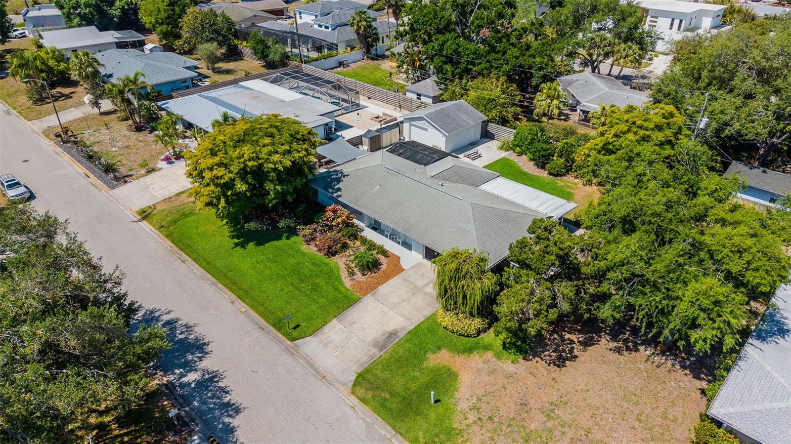 2747 JEFFERSON CIR, SARASOTA, FL, 34239