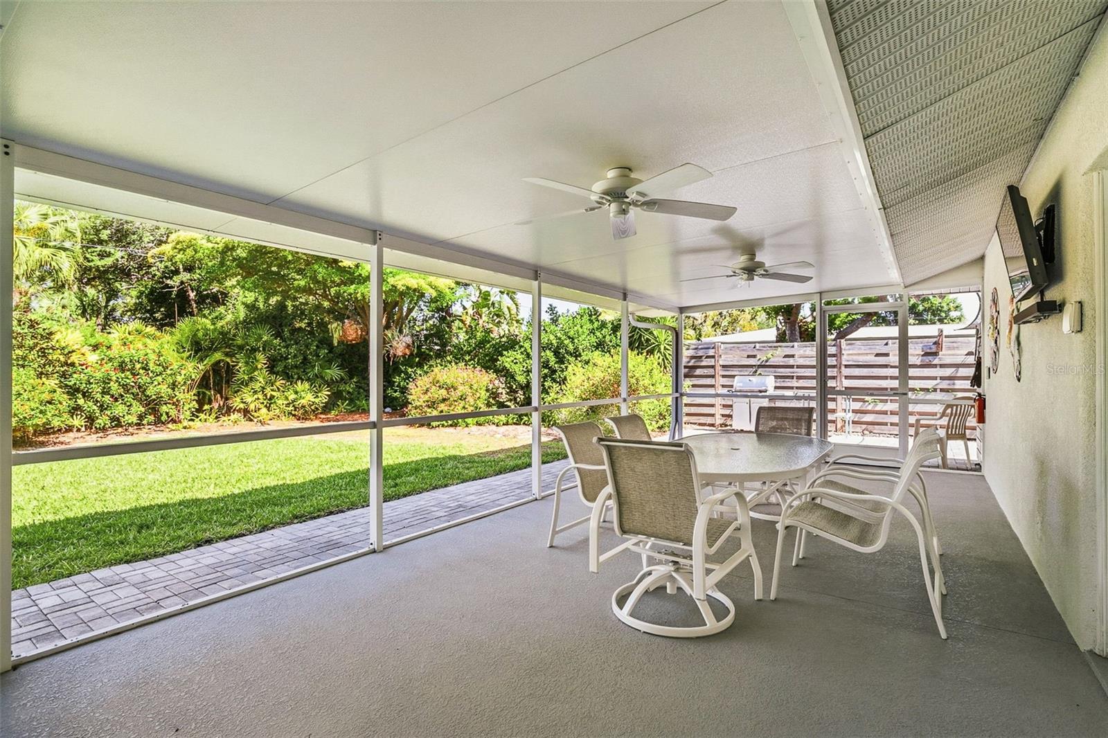 2747 JEFFERSON CIR, SARASOTA, FL, 34239