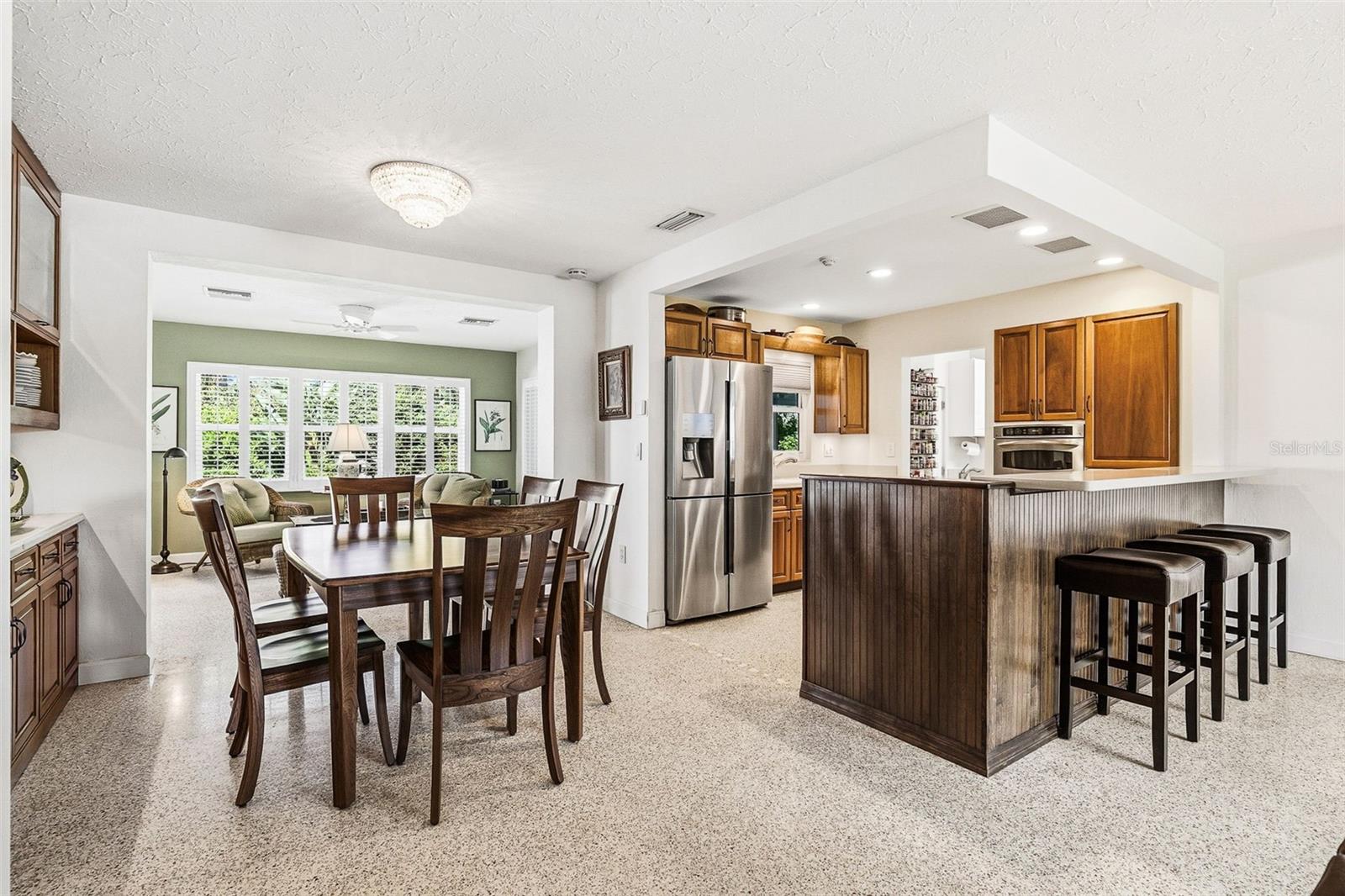2747 JEFFERSON CIR, SARASOTA, FL, 34239