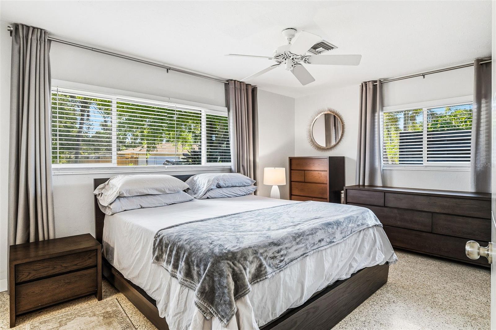2747 JEFFERSON CIR, SARASOTA, FL, 34239