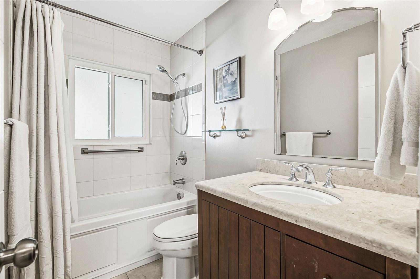 2747 JEFFERSON CIR, SARASOTA, FL, 34239