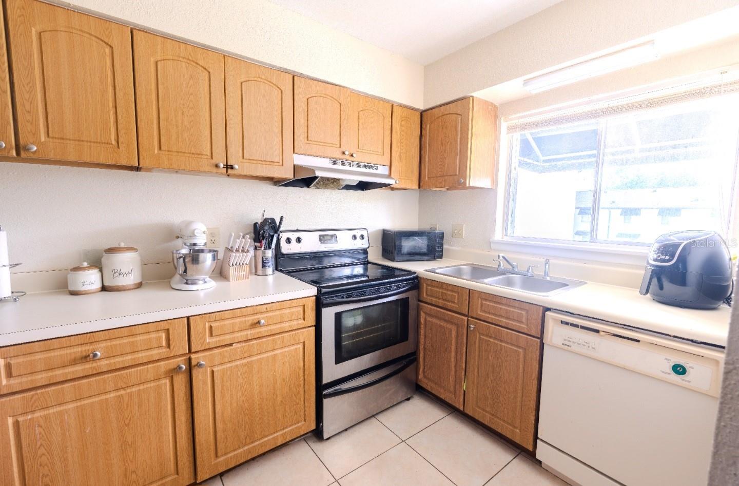 4267 S SEMORAN BLVD #11, ORLANDO, FL, 32822