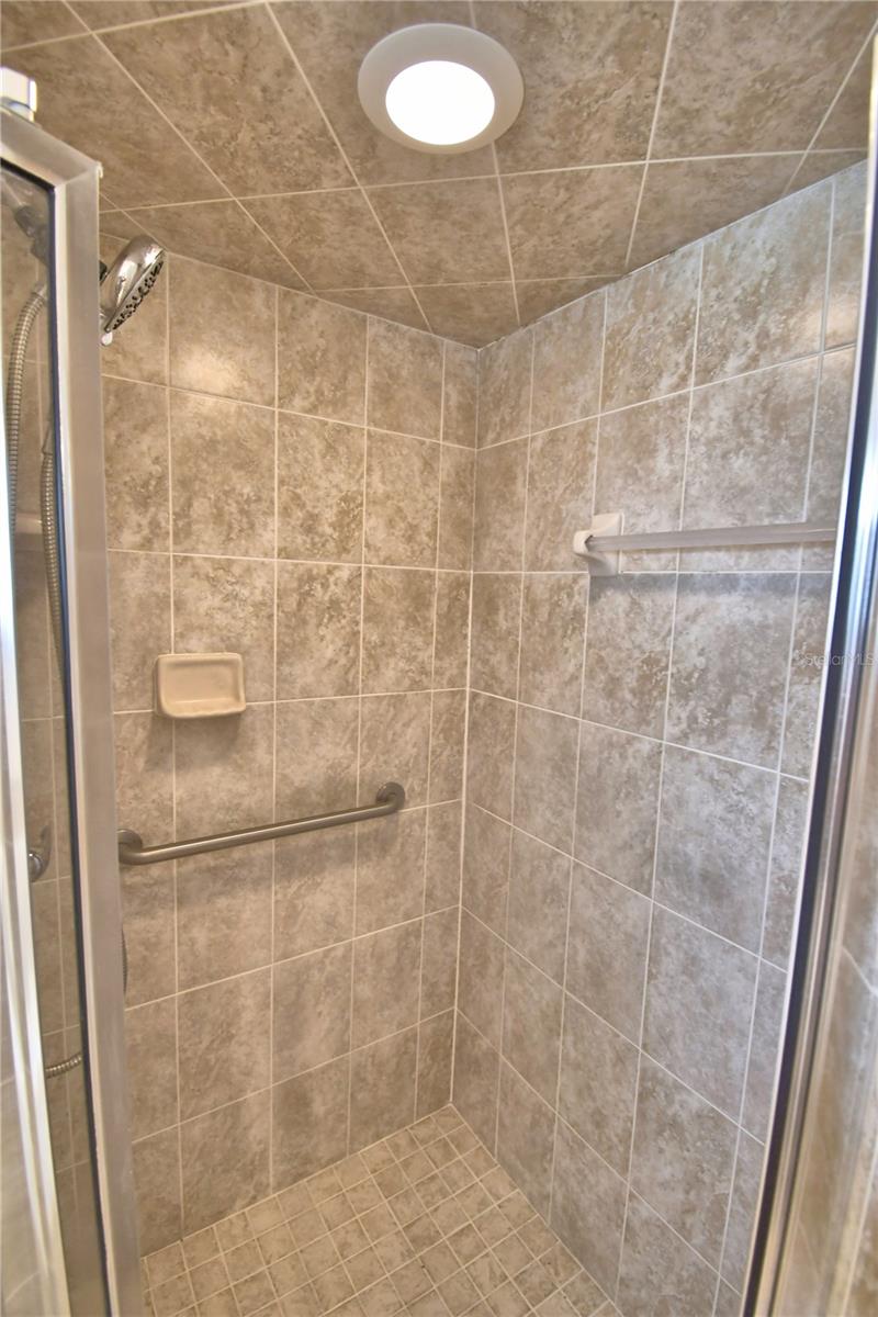 142 MORNING GLORY CIR, WINTER HAVEN, FL, 33884