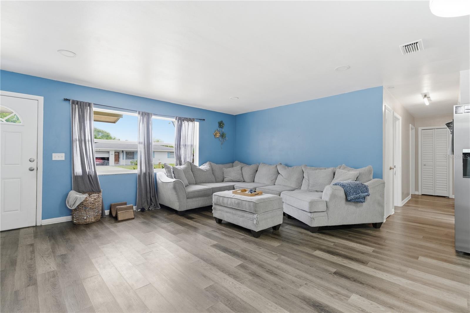 1609 CLEARVIEW AVE, CLEARWATER, FL, 33756