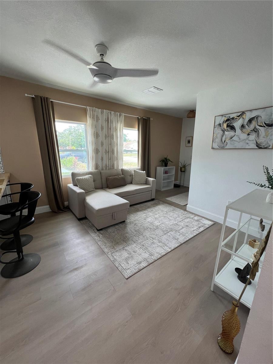 3859 9TH AVE S, ST PETERSBURG, FL, 33711