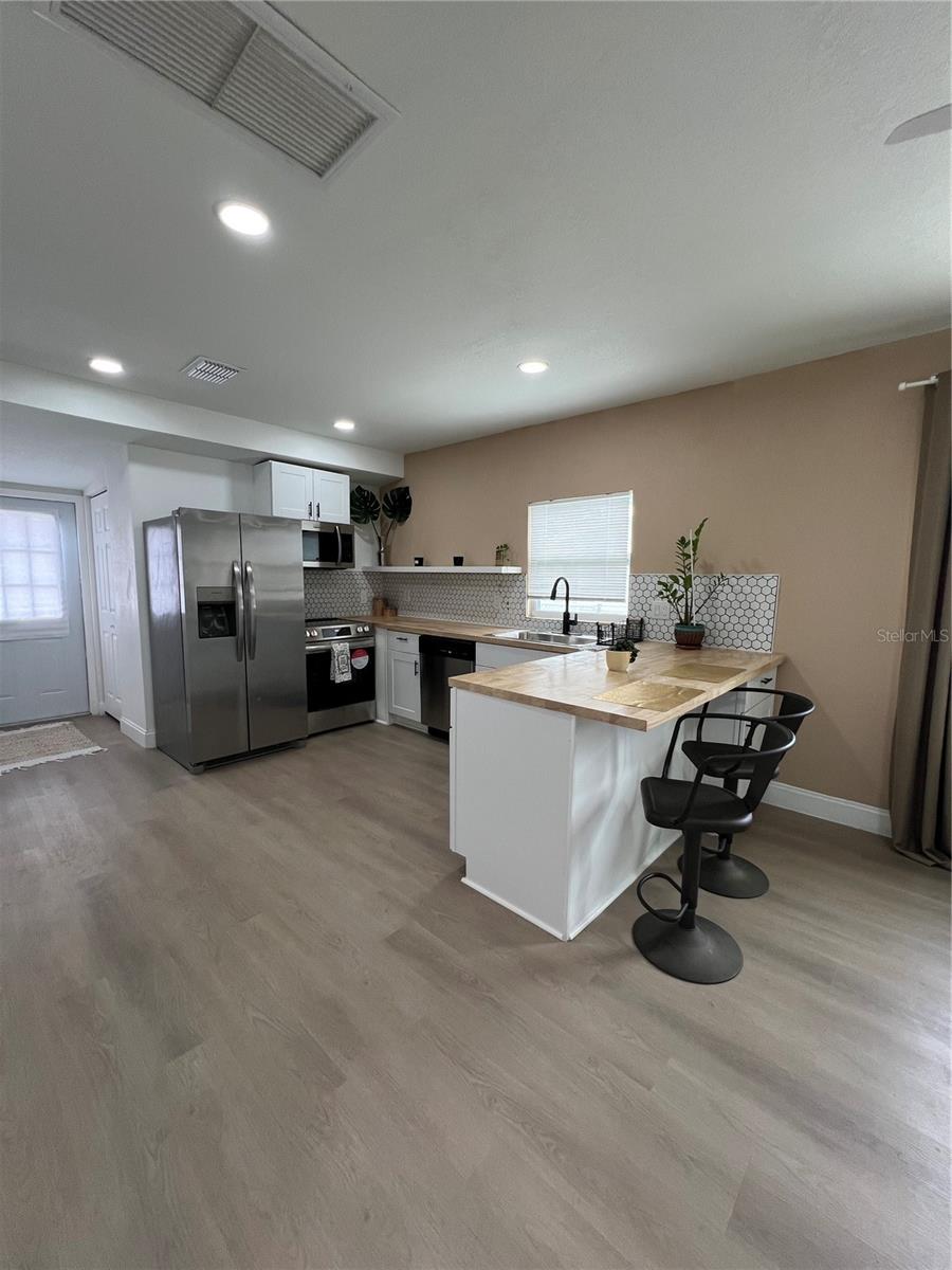 3859 9TH AVE S, ST PETERSBURG, FL, 33711
