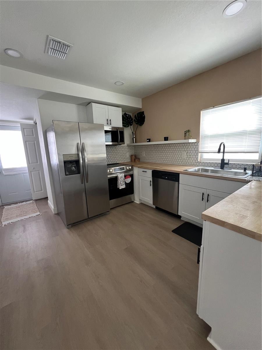 3859 9TH AVE S, ST PETERSBURG, FL, 33711