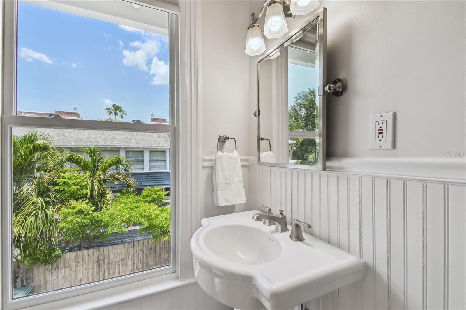 1411 S ALBANY AVE, TAMPA, FL, 33606