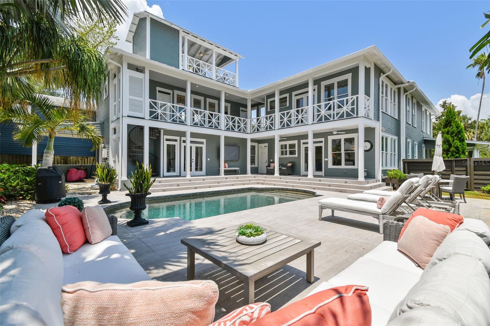 1411 S ALBANY AVE, TAMPA, FL, 33606