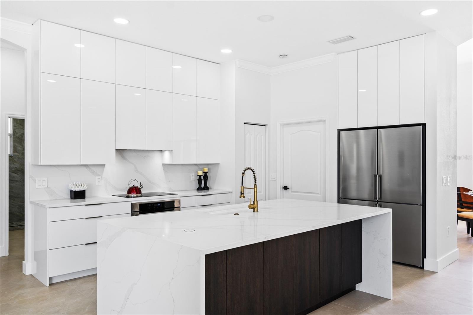 629 SAWGRASS BRIDGE RD, VENICE, FL, 34292