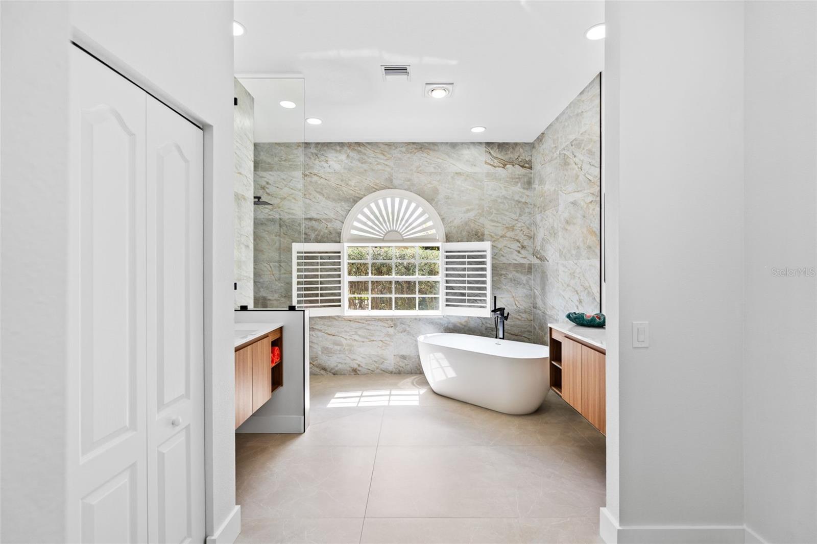 629 SAWGRASS BRIDGE RD, VENICE, FL, 34292