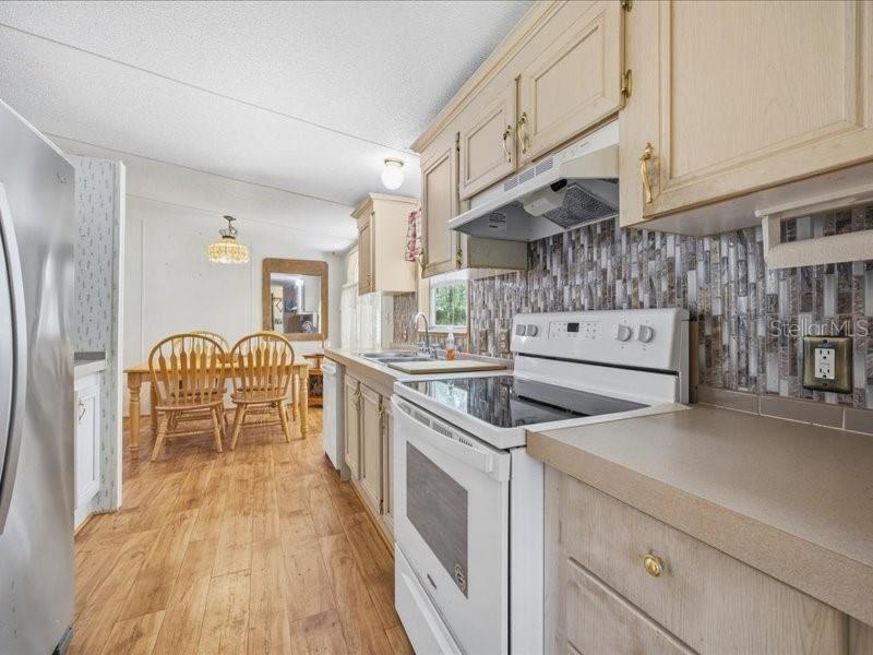 9986 S FORESTLINE AVE, INVERNESS, FL, 34452