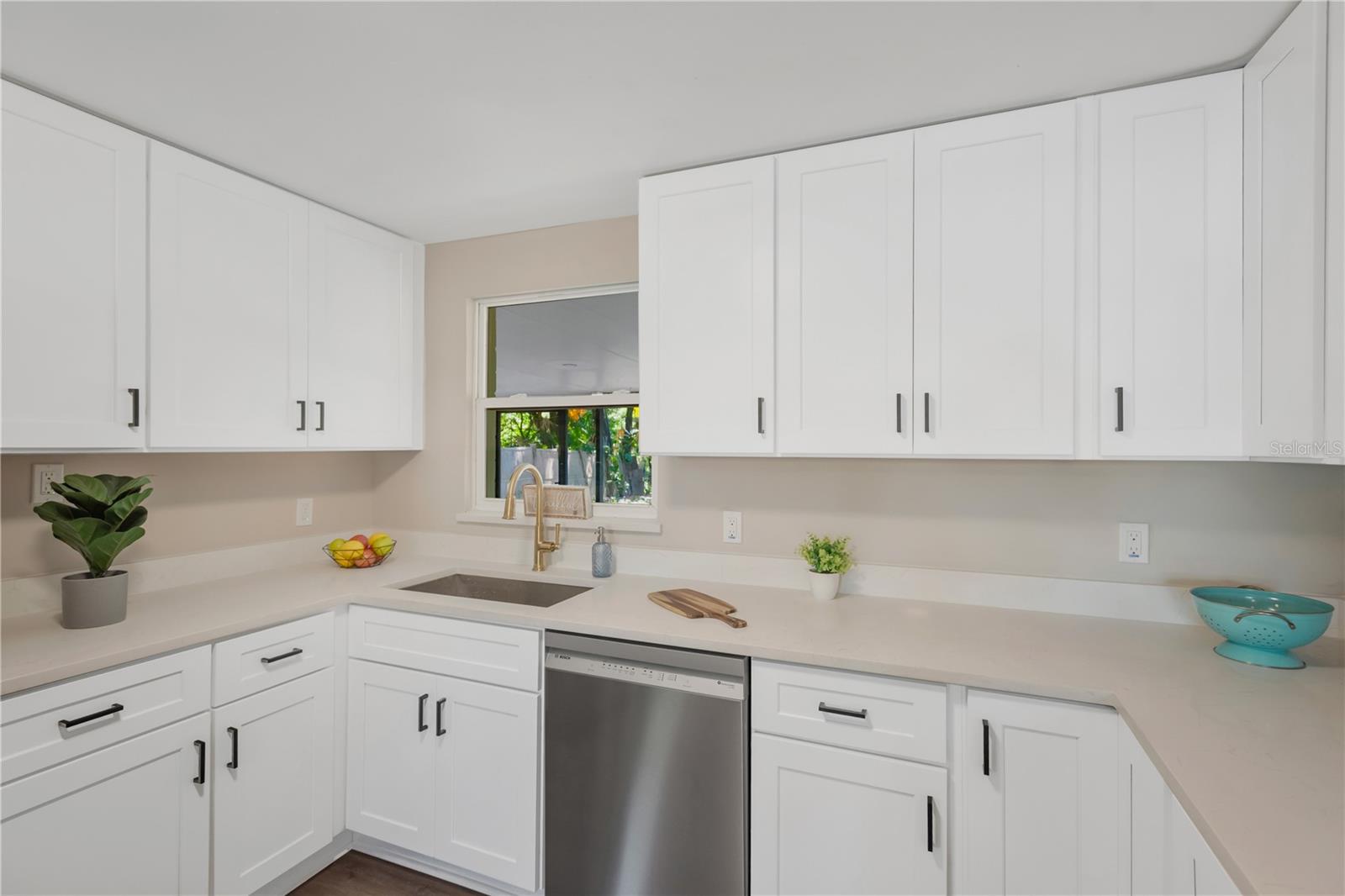 3820 BEECHWOOD BLVD, TAMPA, FL, 33619