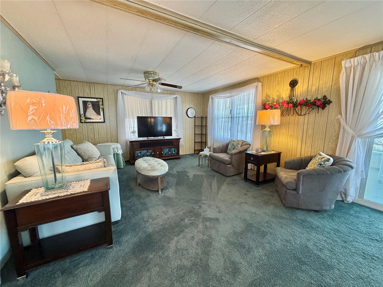 100 MARIGOLD ST, LEESBURG, FL, 34748