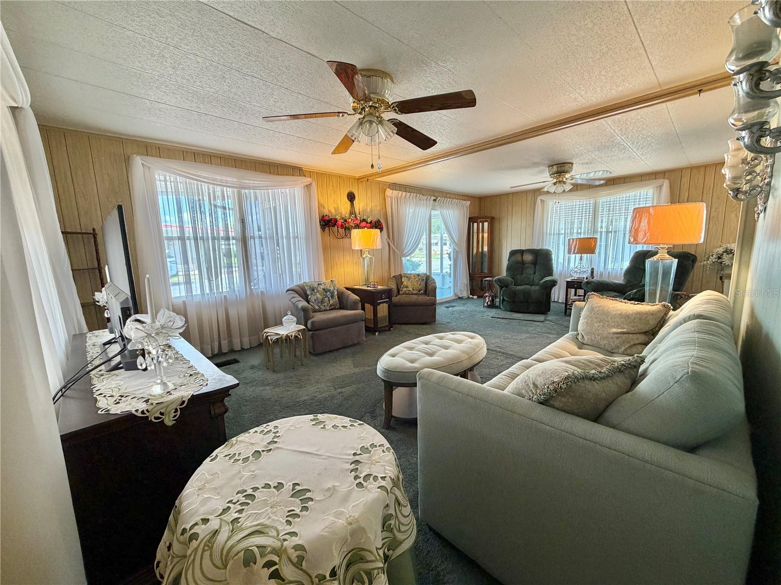 100 MARIGOLD ST, LEESBURG, FL, 34748