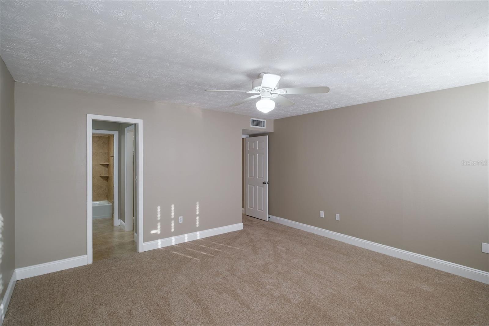 4388 LAKE UNDERHILL RD #21C2, ORLANDO, FL, 32803