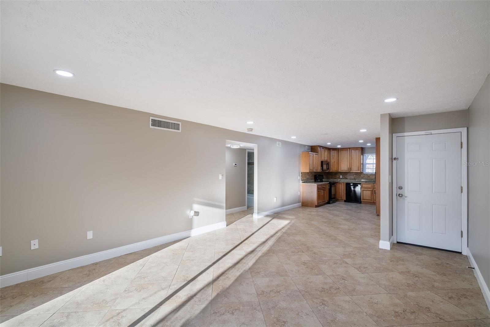 4388 LAKE UNDERHILL RD #21C2, ORLANDO, FL, 32803