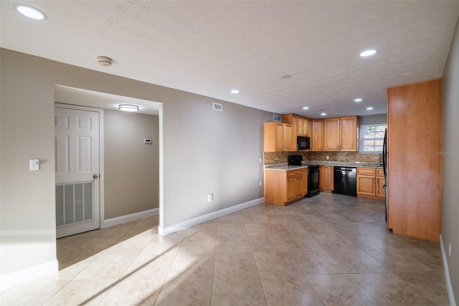 4388 LAKE UNDERHILL RD #21C2, ORLANDO, FL, 32803
