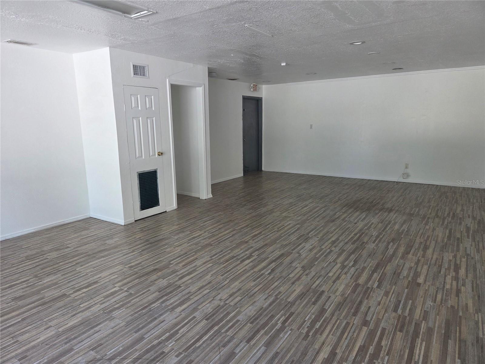 820 N MAIN ST, KISSIMMEE, FL, 34744