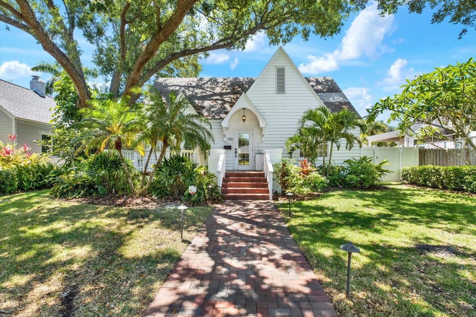 156 21ST AVE NE, ST PETERSBURG, FL, 33704