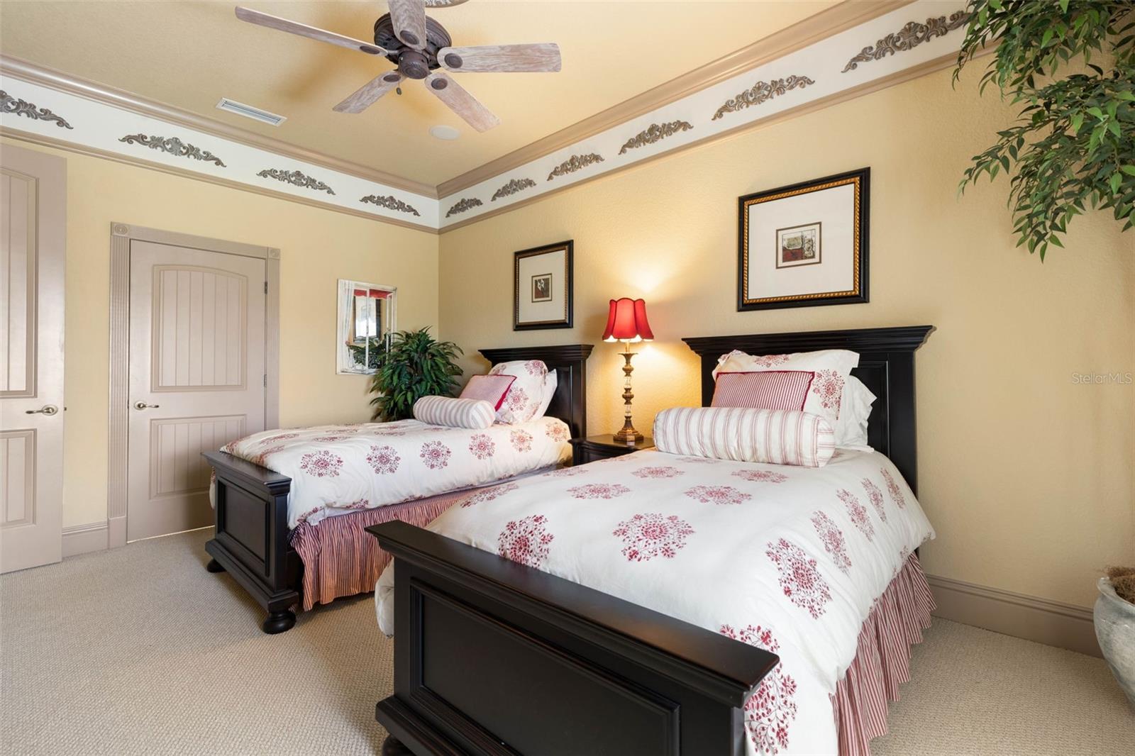 224 YACHT HARBOR DR, PALM COAST, FL, 32137