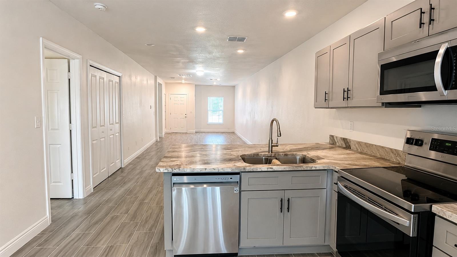 309 CLERMONT DR #B, POINCIANA, FL, 34759