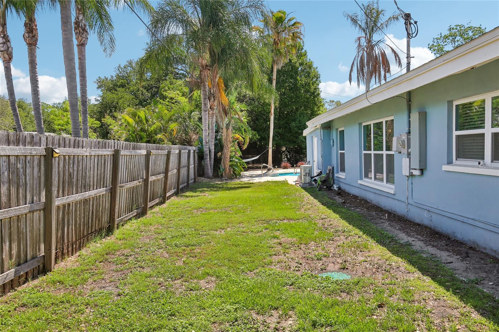 1872 HUNT LN, CLEARWATER, FL, 33764