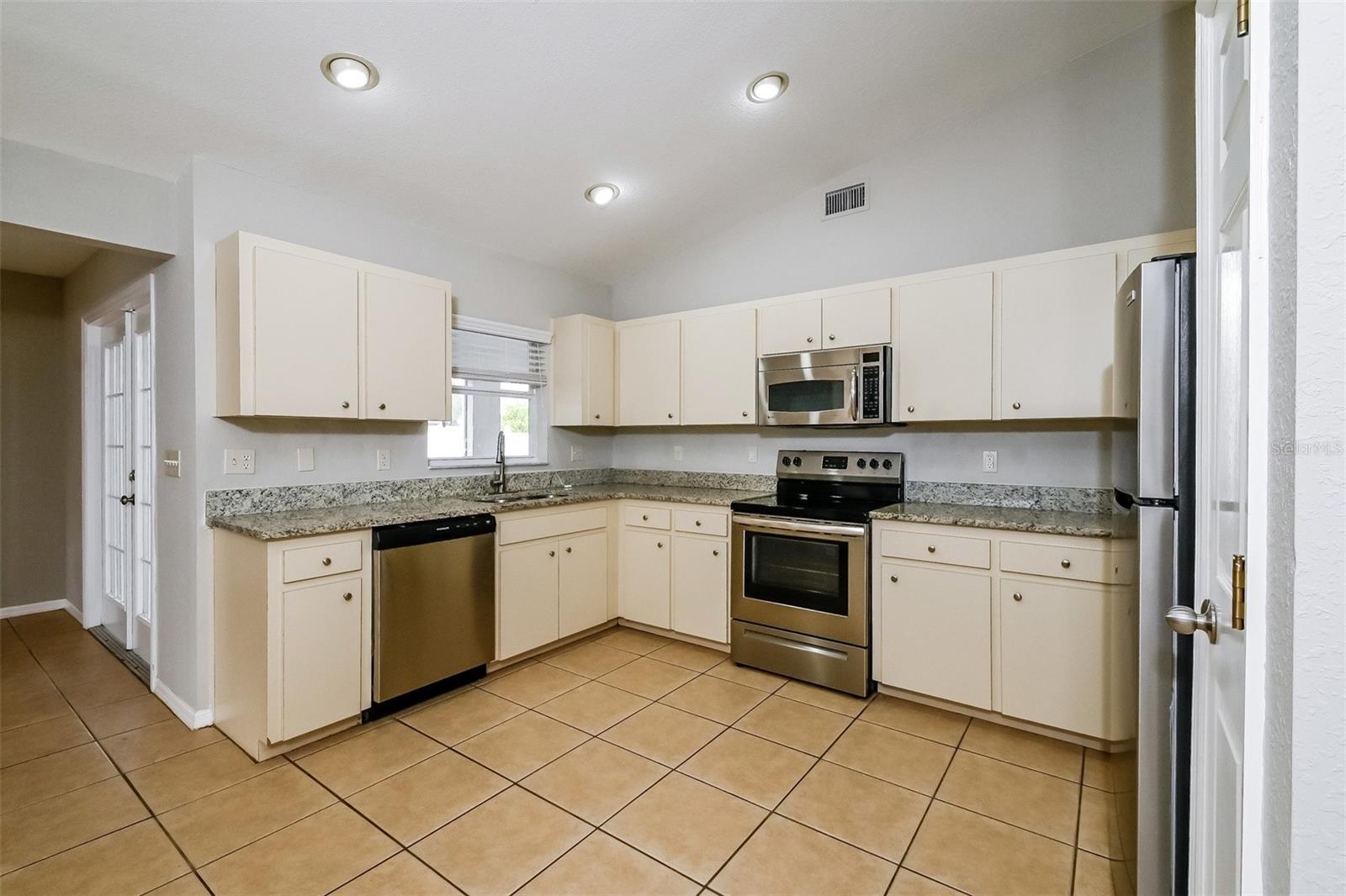 4512 GREAT BLUE HERON DR, LAKELAND, FL, 33812