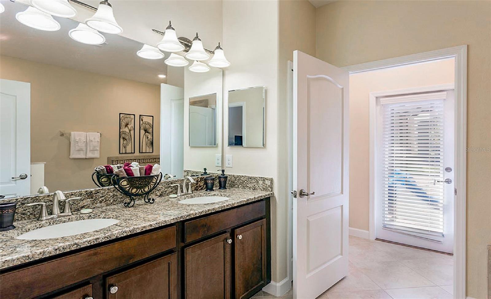 9026 SHADOW MOUNTAIN ST, DAVENPORT, FL, 33896