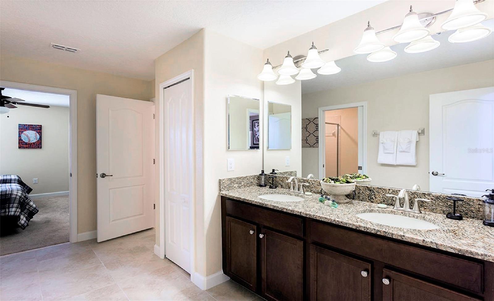 9026 SHADOW MOUNTAIN ST, DAVENPORT, FL, 33896