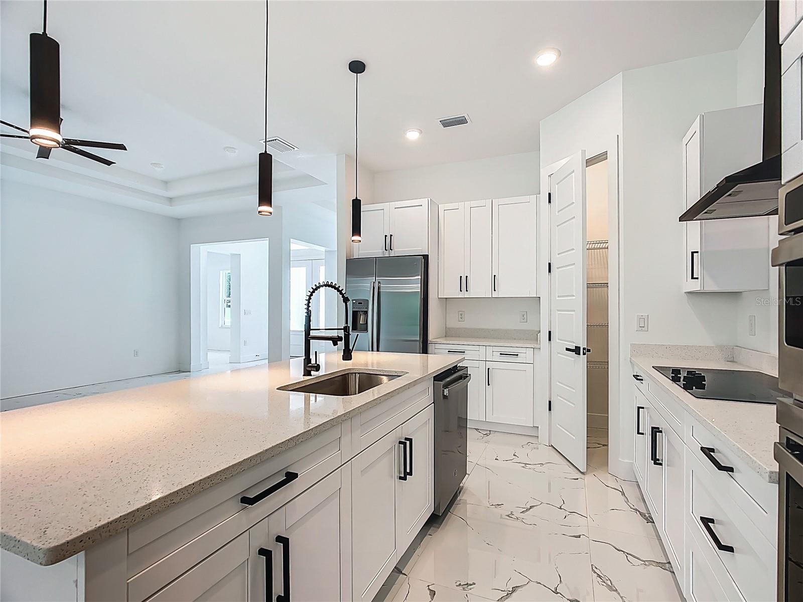 2105 DORMAN ROCK PL, PLANT CITY, FL, 33565