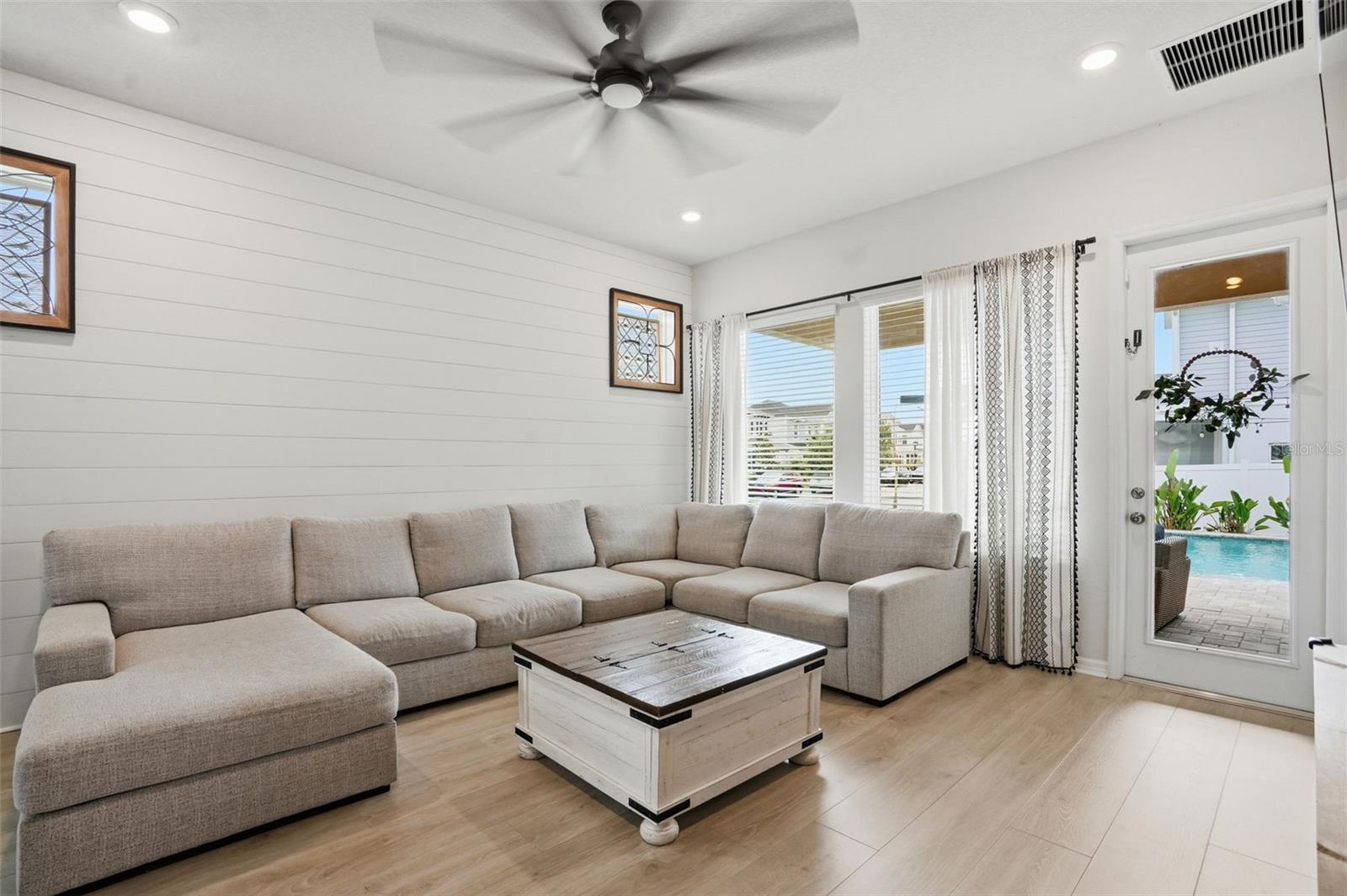 3567 FRONT PARK DR, WESLEY CHAPEL, FL, 33543